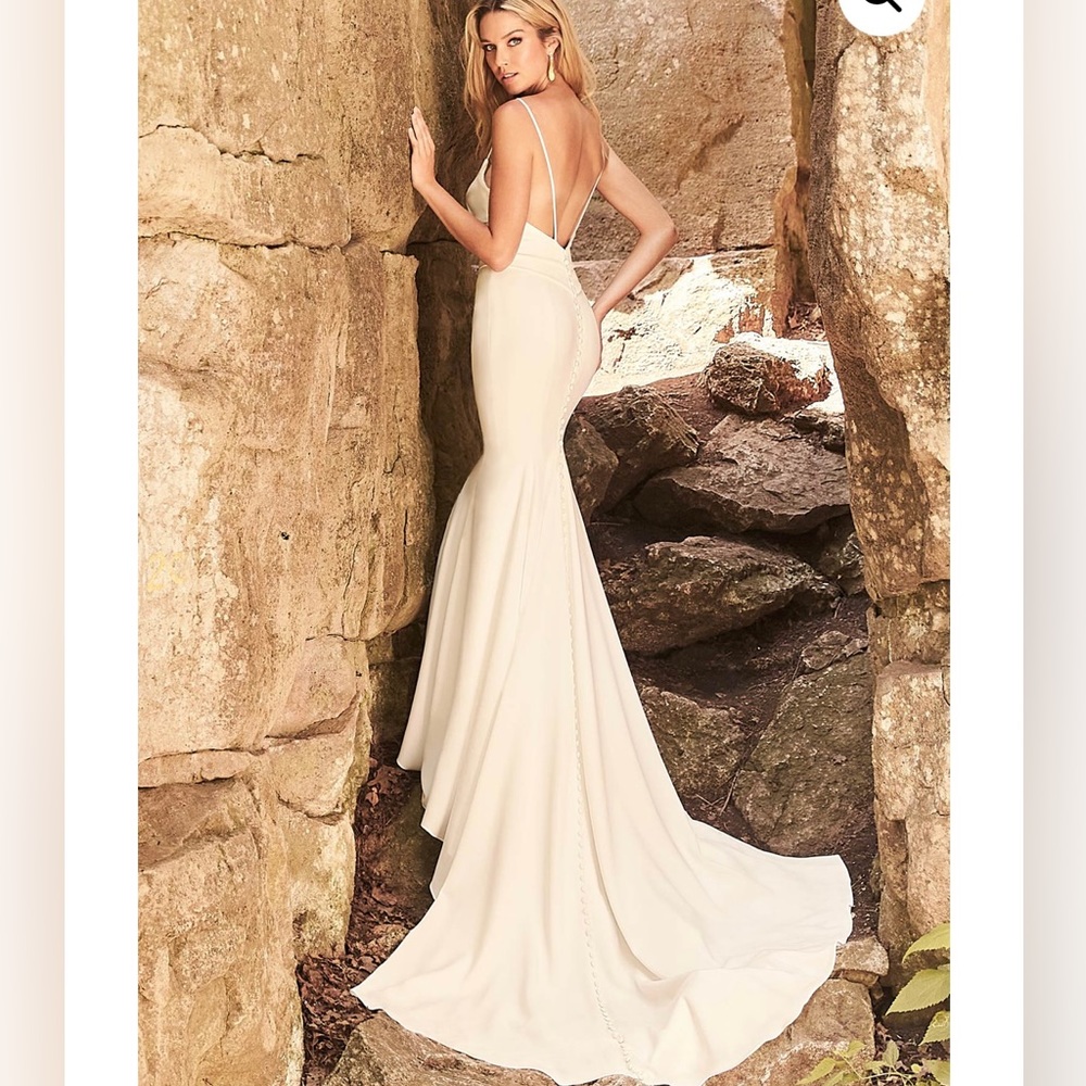 Mikaella Bridal Style 2328 Wedding Dress - Picture 3 of 5